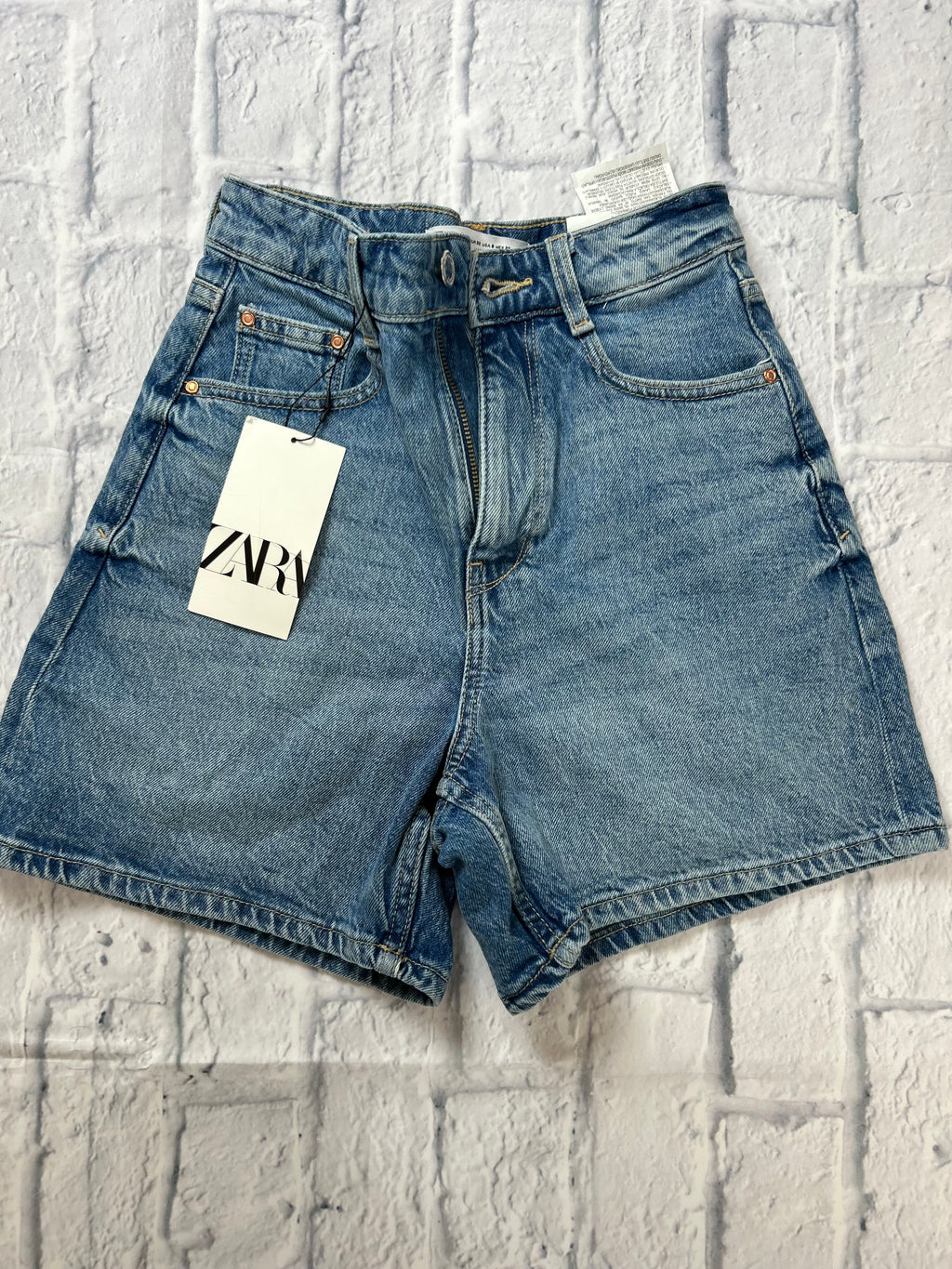 Zara Denim Shorts - Light Wash - Size 0